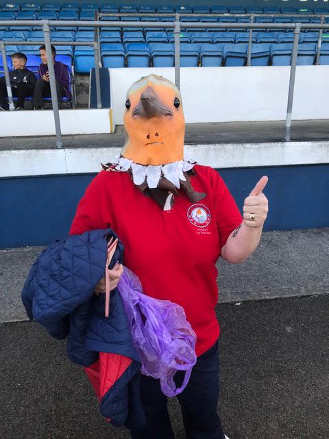 Do you know who this Robins fan is?